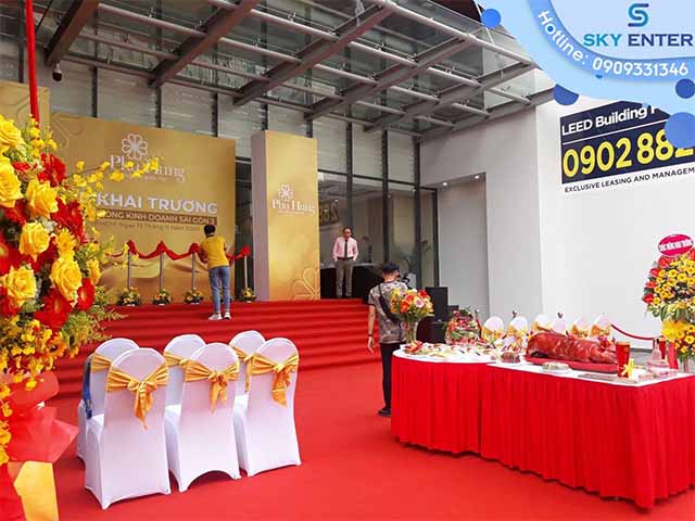 TỔ CHỨC SỰ KIỆN KHAI TRƯƠNG VĂN PHÒNG MỚI PHÚ HƯNG LIFE
