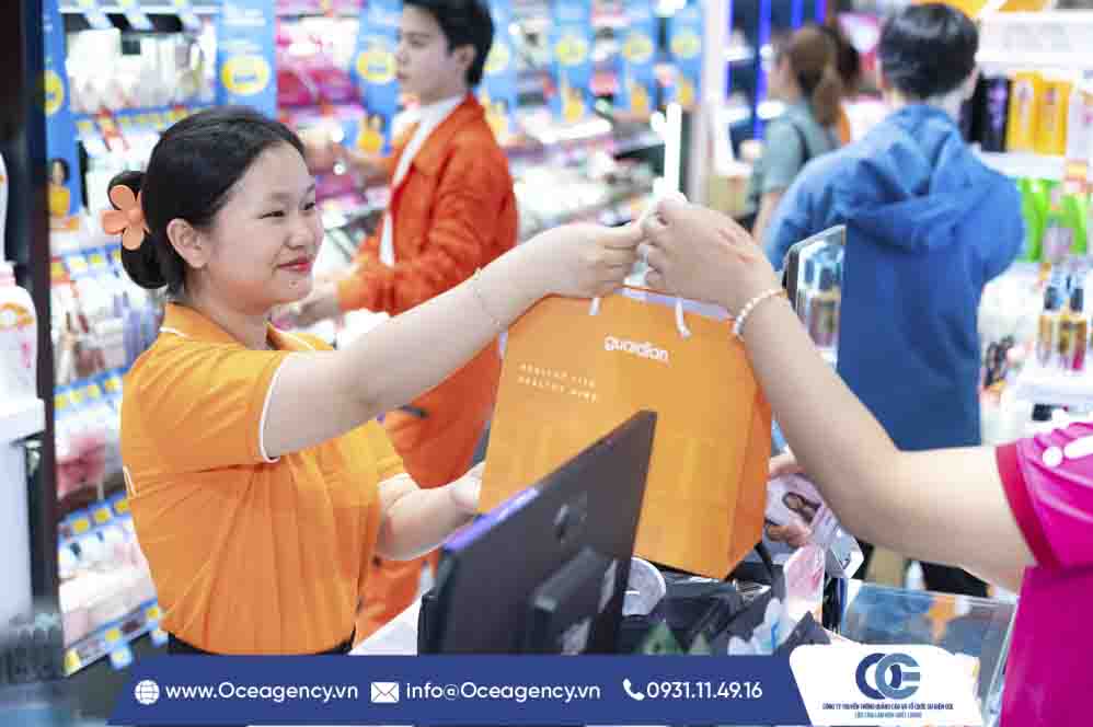 To-chuc-sư-kien-khai-truong-tai-cua-hang- GUARDIAN-tai-thanh-pho-bien-hoa-tỉnh-dong-nai , cho-thue-vong-quay-may-man , cung-cap-nhan-su-pg-mc , cung-cap-nhom-nhay , cung-cap-tho-chup-hinh