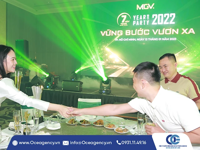 CÁC LOẠI ĐÈN ÁNH SÁNG THƯỜNG DÙNG TRONG SỰ KIỆN