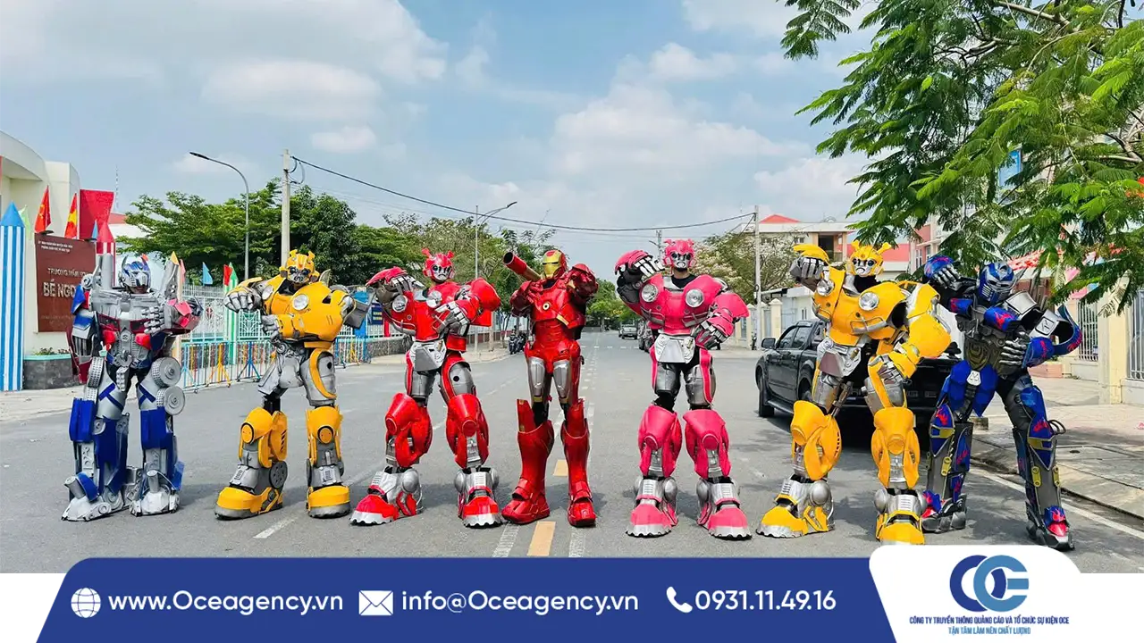 Robot đón khách Trung Thu là gì?