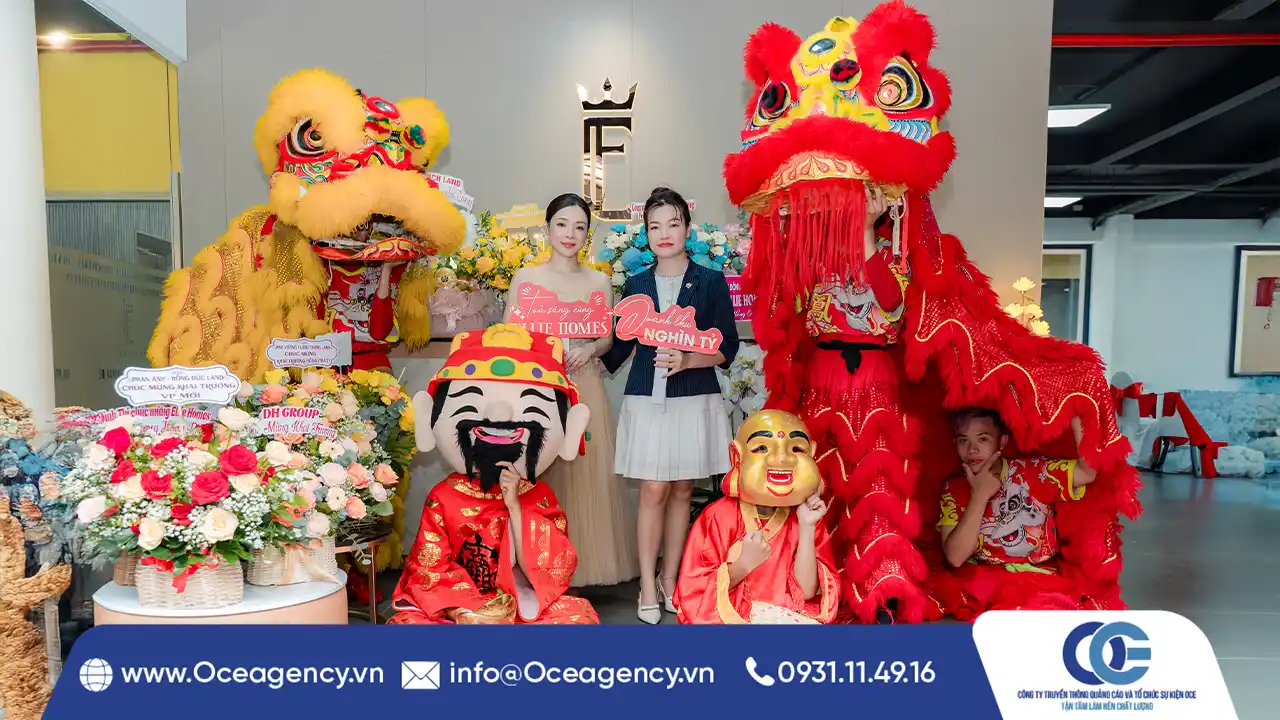 M&Uacute;A L&Acirc;N TRONG SỰ KIỆN KHAI XU&Acirc;N C&Ocirc;NG TY