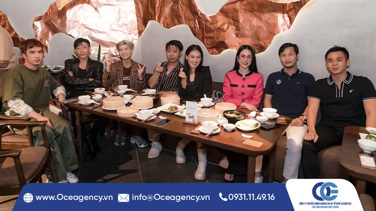 Hiệu Ứng “Full Bàn” – Vì Sao Cần Thiết Khi Khai Trương Nhà Hàng?
