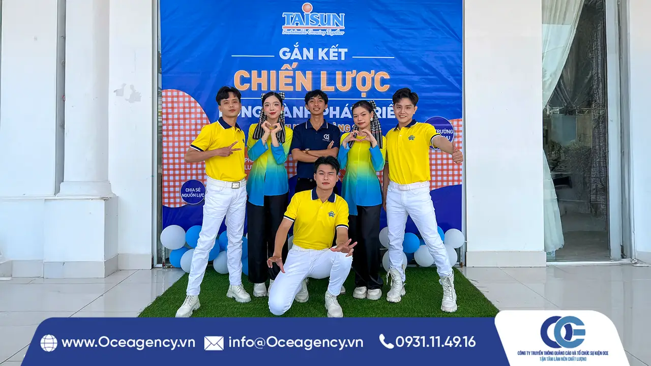 Đội ngũ nhân viên OCE Agency