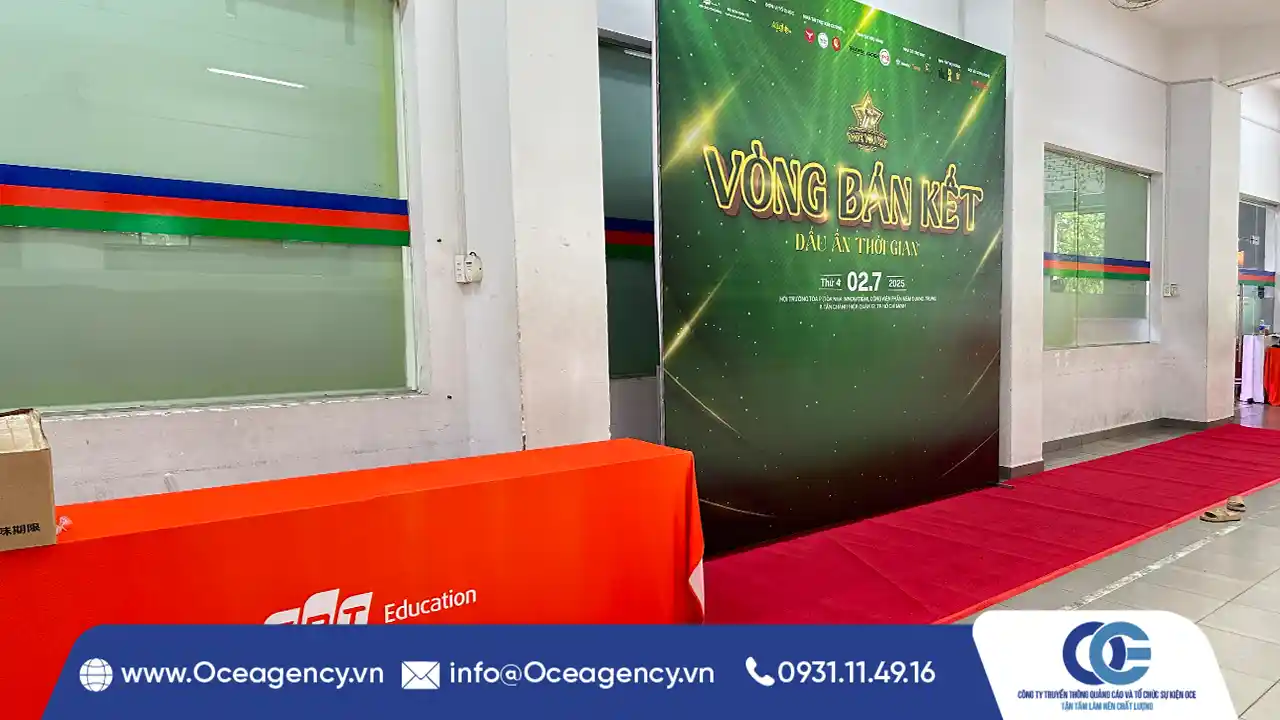 DỊCH VỤ THI CÔNG SÂN KHẤU & BACKDROP FPT POLYTECHNIC