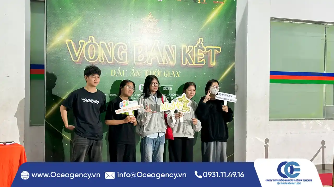 DỊCH VỤ THI CÔNG SÂN KHẤU & BACKDROP FPT POLYTECHNIC