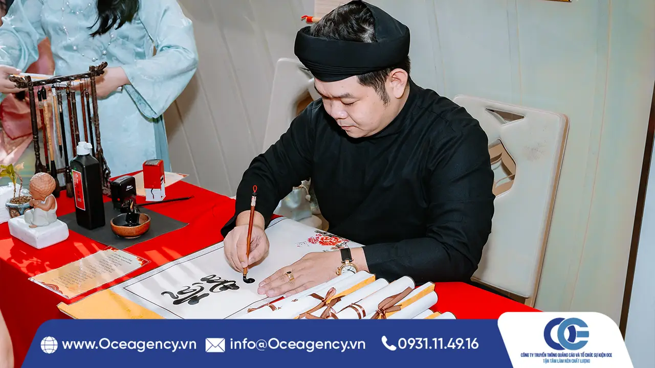 Ý NGHĨA CỦA HOẠT ĐỘNG XIN CHỮ ĐẦU NĂM MỚI