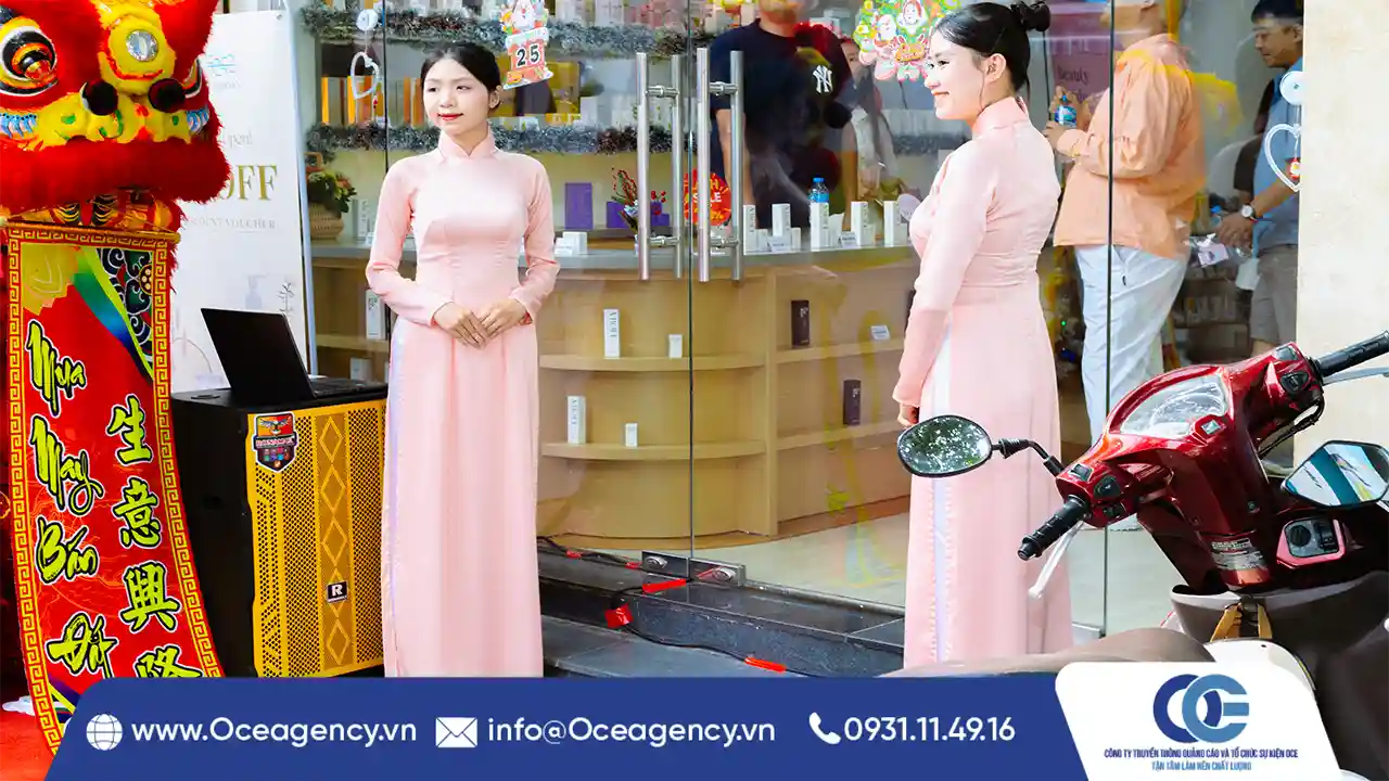 Đ&Oacute;N TIẾP KH&Aacute;CH MỜI &ndash; ĐIỂM CỘNG TRONG MẮT KH&Aacute;CH MỜI