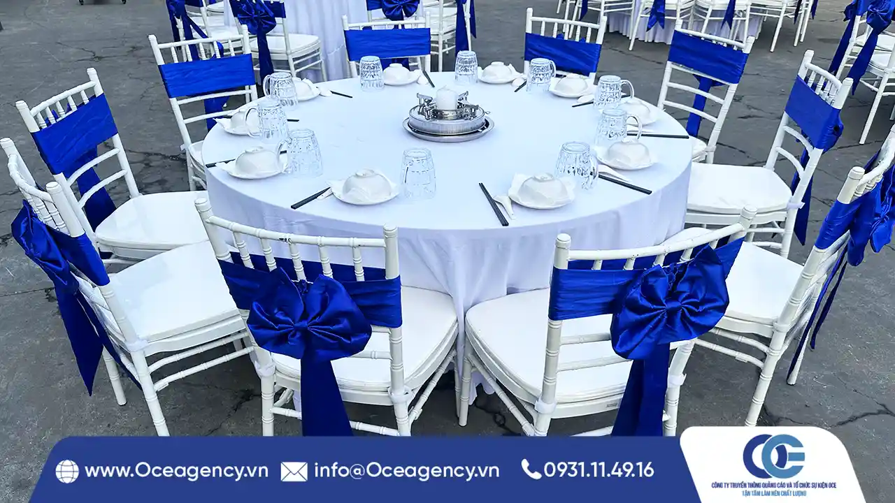 SETUP B&Agrave;N GHẾ CHUY&Ecirc;N NGHIỆP CHO EVENT DOANH NGHIỆP