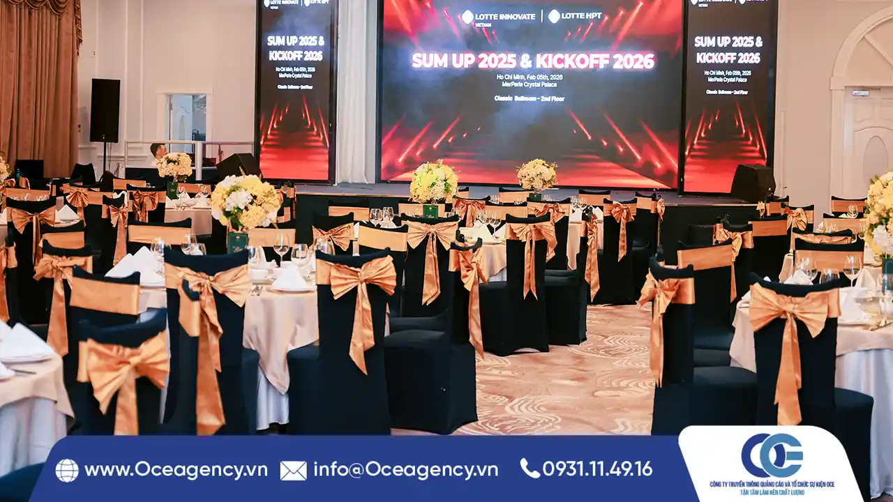 SETUP B&Agrave;N GHẾ CHUY&Ecirc;N NGHIỆP CHO EVENT DOANH NGHIỆP