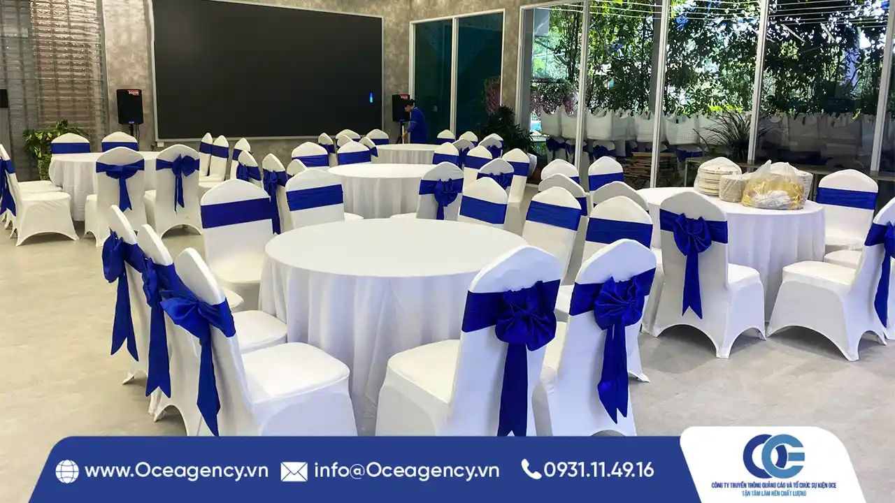 KINH NGHIỆM THUÊ BÀN TRÒN: NÊN NGỒI 10 HAY 12 NGƯỜI?