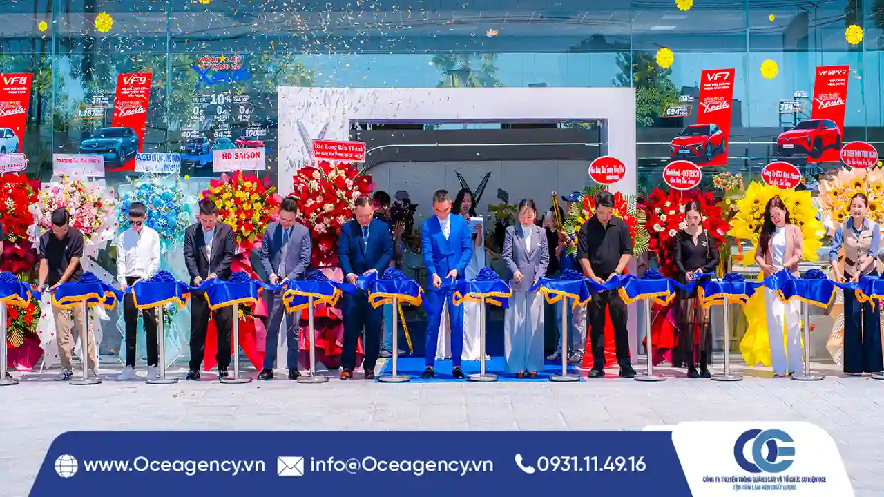 DỤNG CỤ CẮT BĂNG KH&Aacute;NH TH&Agrave;NH CHUY&Ecirc;N NGHIỆP CHO SỰ KIỆN