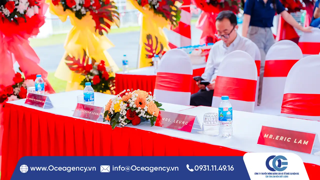CHO THUÊ BÀN ĐẠI BIỂU SỰ KIỆN ĐẸP, CHUYÊN NGHIỆP, GIÁ TỐT