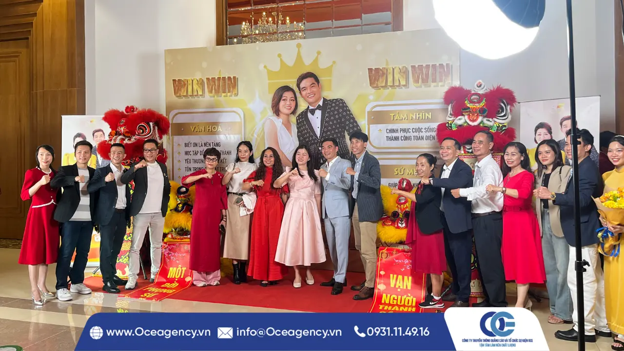 Đội Lân Sư Rồng OCE Agency trưng lân tại sự kiện sinh nhật Win Win