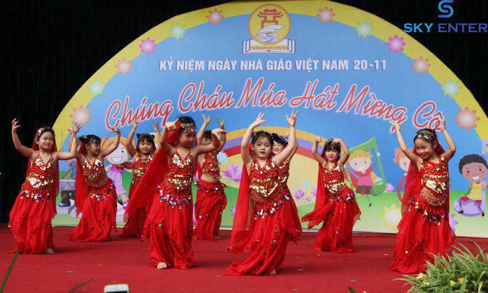 cung-skyenter-huong-ve-ngay-nha-giao-viet-nam-20-11-2017