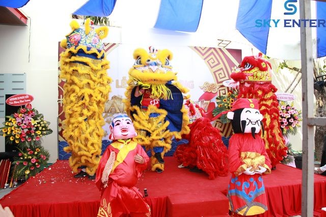 Cho thuê lân sư rồng chất lượng tốt, chi phí tiết kiệm - OCE