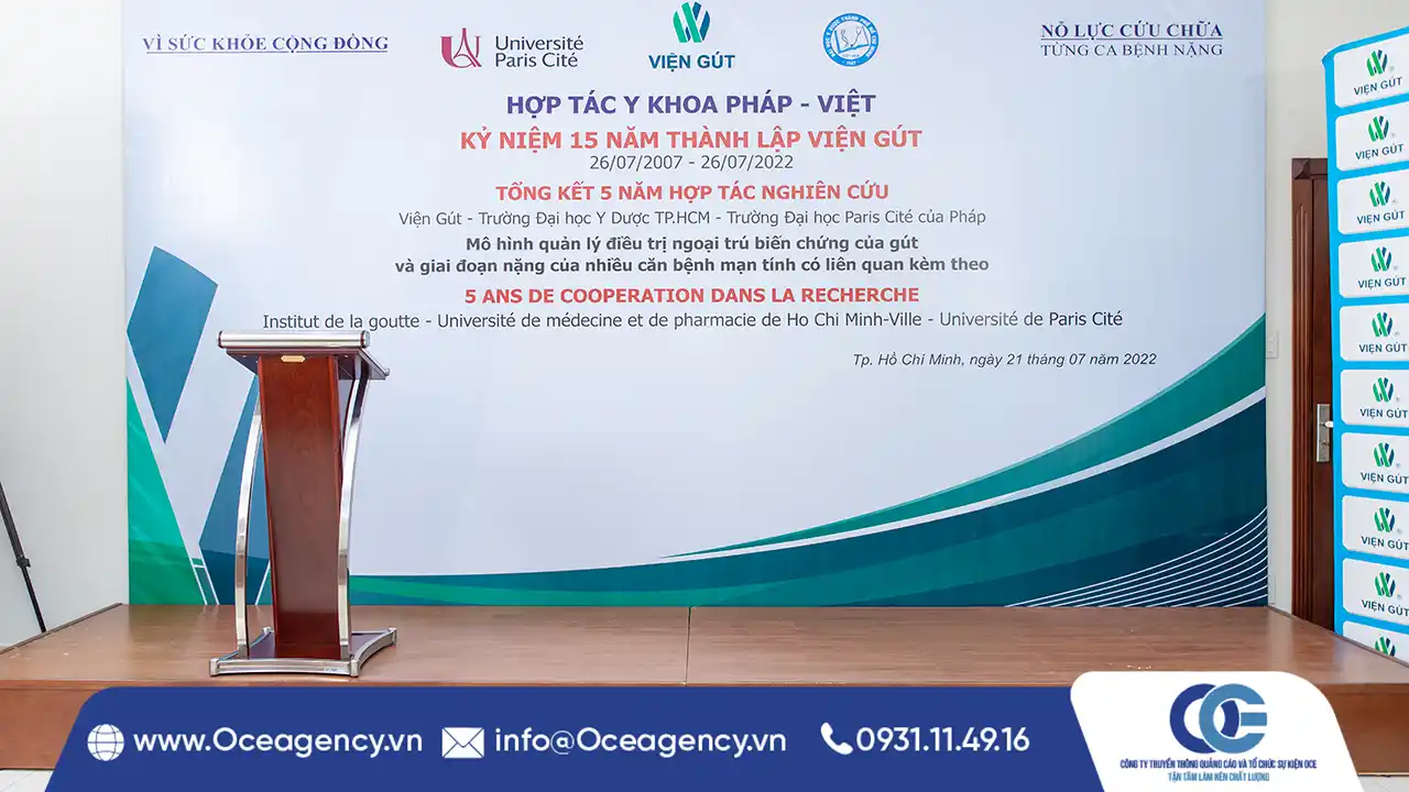 Dịch vụ cho thuê bục phát biểu