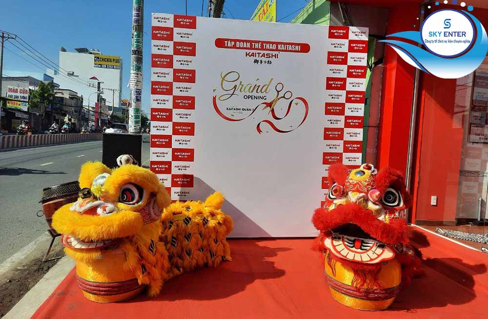 to-chuc-su-kien-khai-truong
