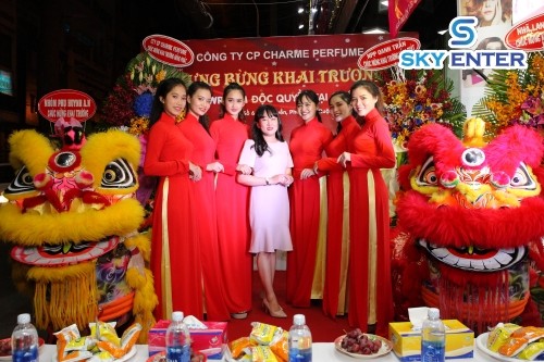 https://OCE.vn/nhan-su-su-kien/cung-cap-cho-thue-pg-pb