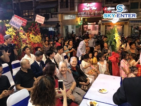 to-chuc-su-kien-khai--truong-nha-khoa-smile