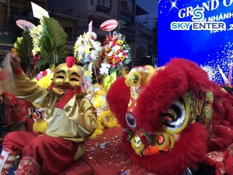 to-chuc-su-kien-khai-truong-nha-khoa-smile-ht