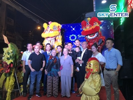 to-chuc-su-kien-khai-truong-nha-khoa-smile-ht