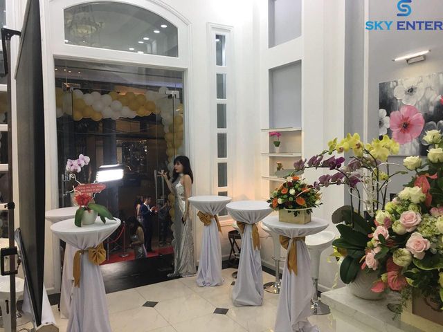 to-chuc-su-kien-khai-truong-chi-nhanh-moi-SPA-EVIE