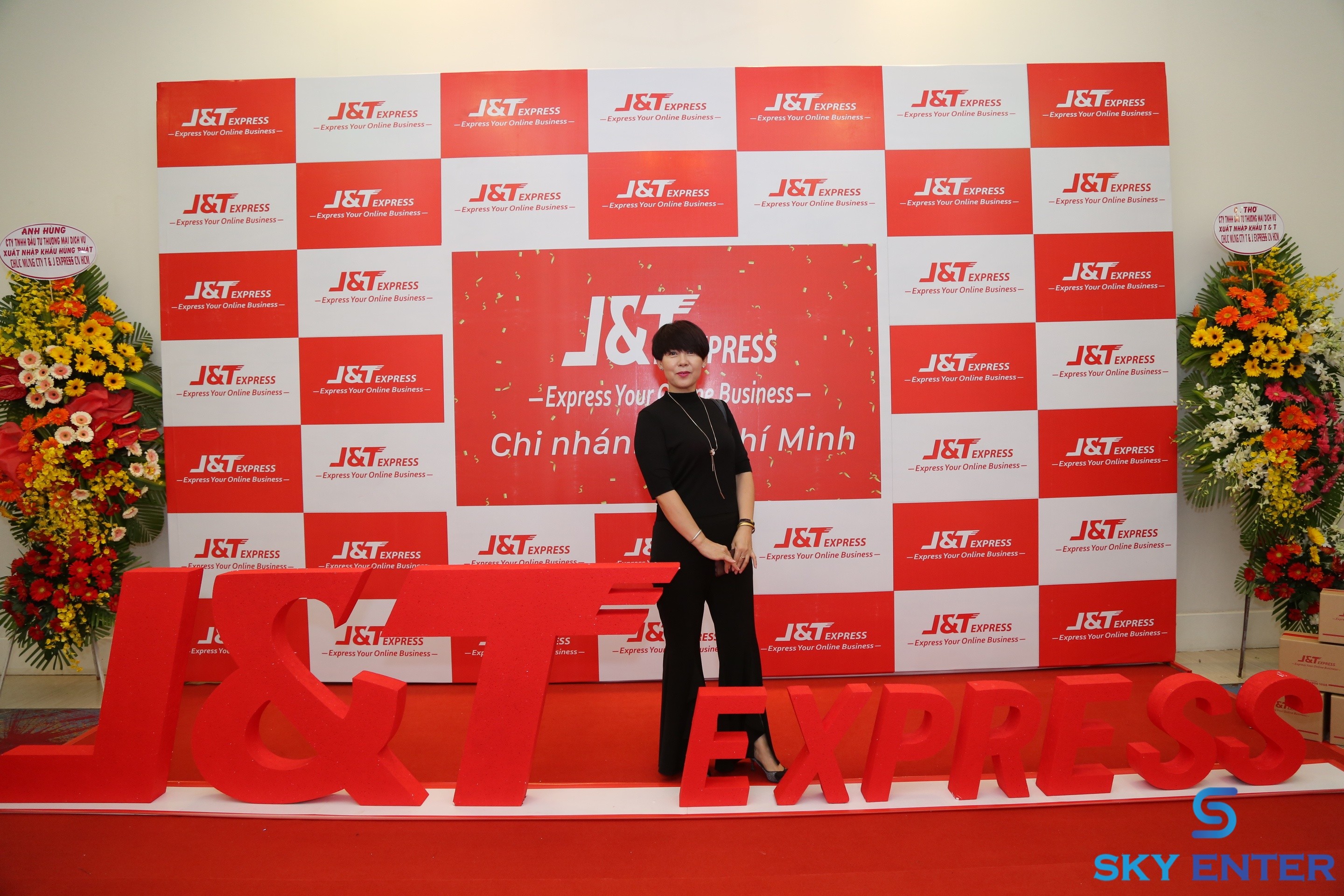 cung-cap-cho-thue-backdrop-hoi-nghi-j-t-express-03
