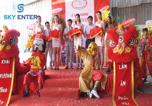 cung-cap-doan-lan-su-rong-khai-truong-auto-stars-04