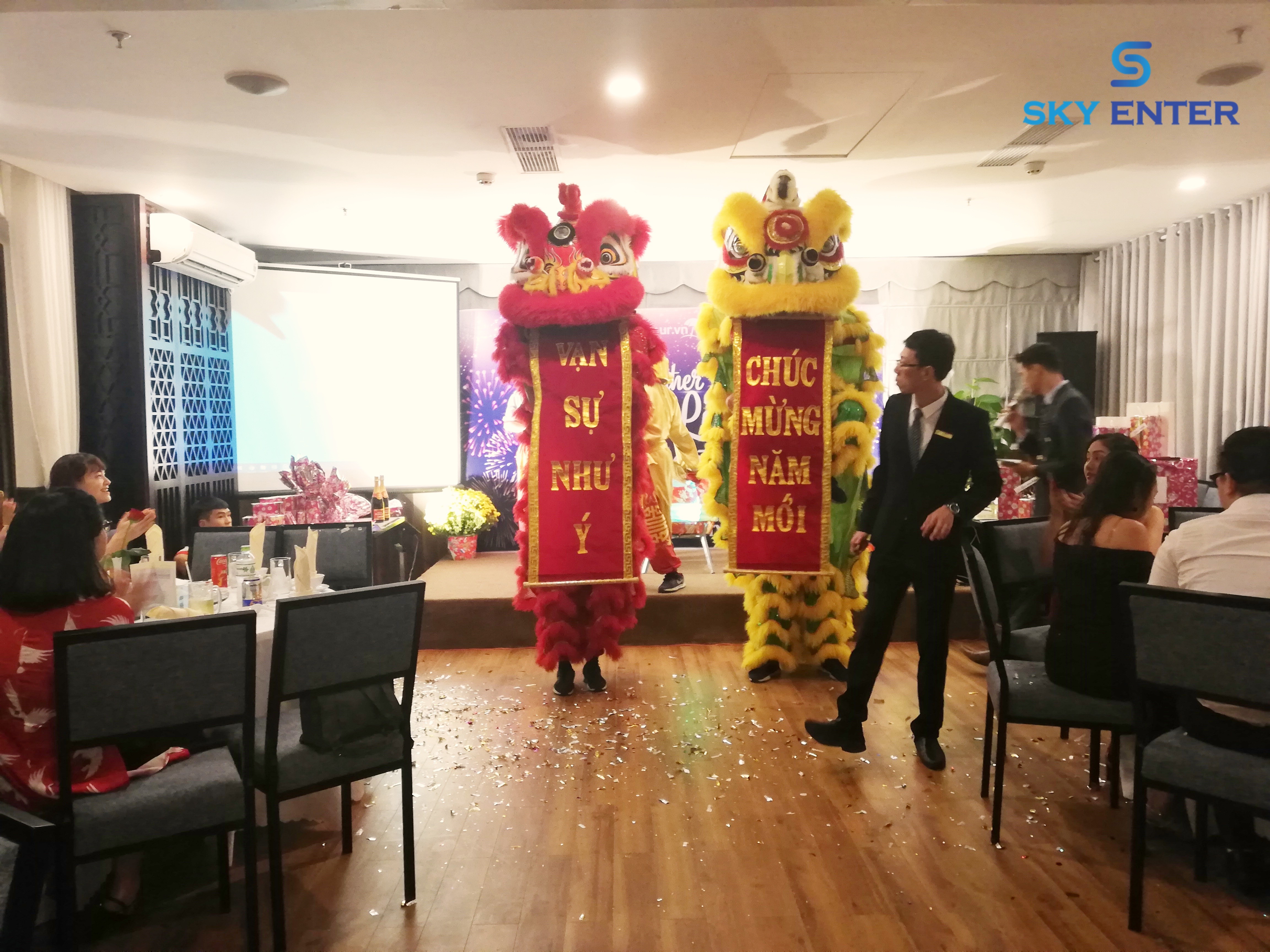 cung-cap-doan-lan-su-rong-tiec-tat-nien-mytour-vn-03