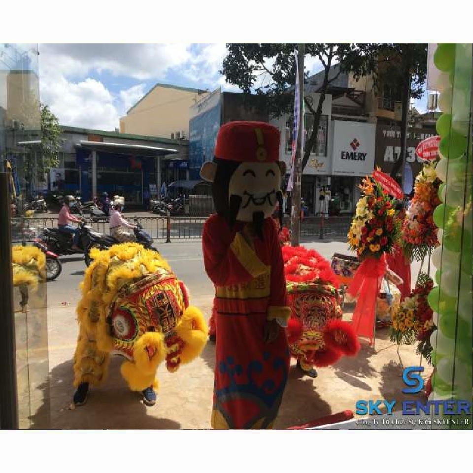 Cung Cấp Cho Thuê Lân Sư Rồng Khai Trương Giày Clover