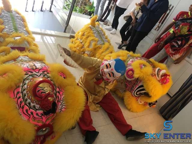 Cho Thu&ecirc; Đo&agrave;n L&acirc;n Sư Rồng Khai Trương Kangen Water