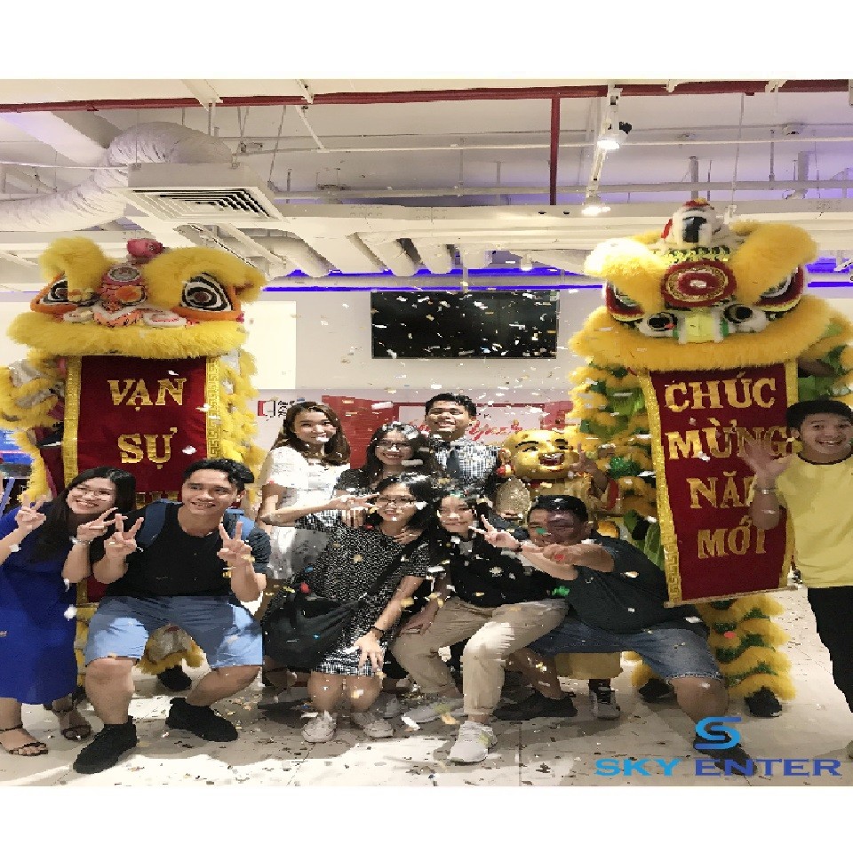 Cung Cấp Lân Sư Rồng Tiệc Tất Niên Wall Street English