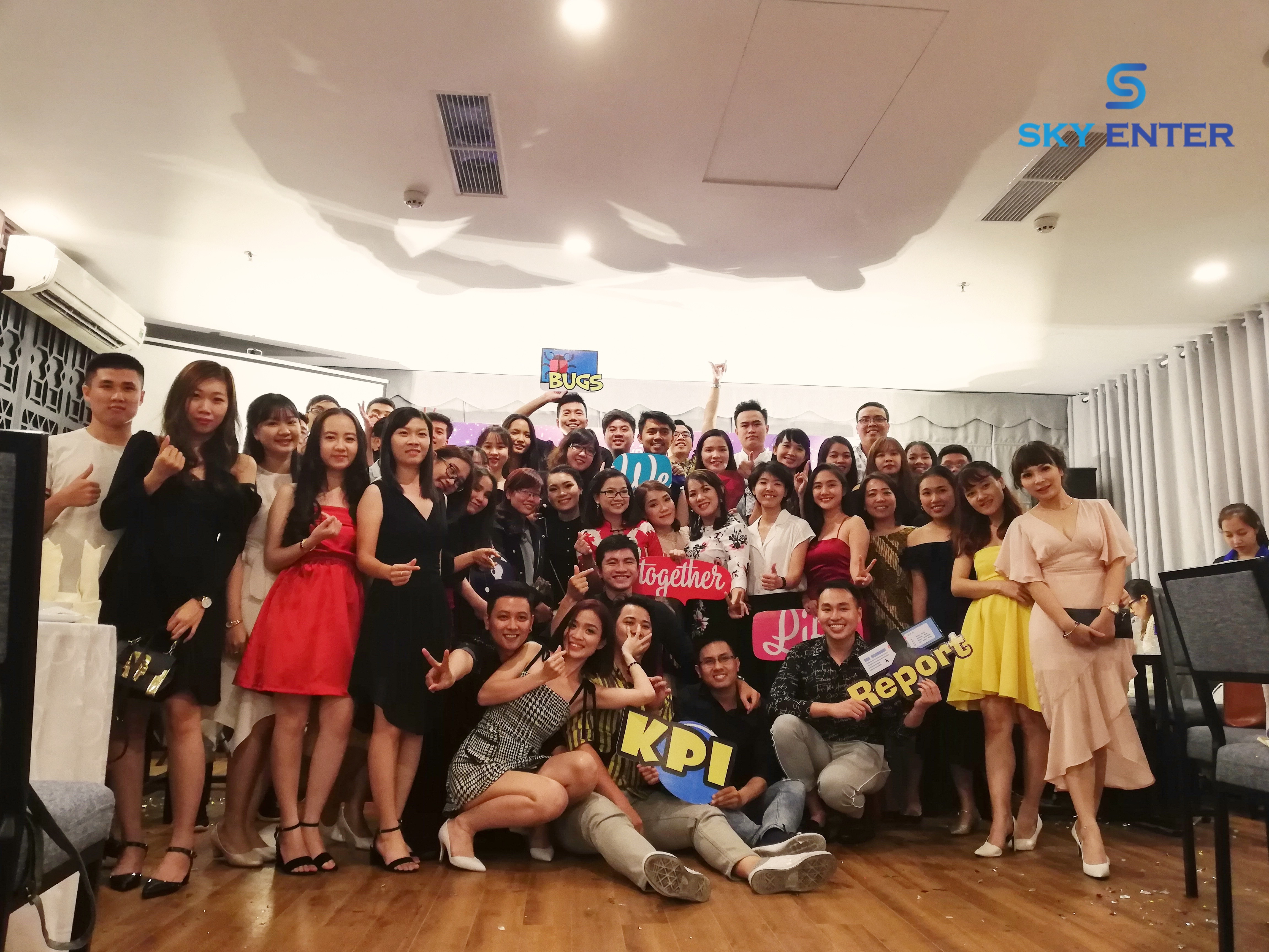 cung-cap-mc-tiec-tat-nien-cong-ty-my-tour-viet-nam-06