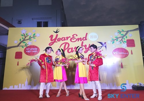 cung-cap-nhom-mua-tiec-tat-nien-02