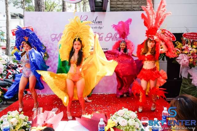 Cung Cấp Nh&oacute;m M&uacute;a Carnival Khai Trương Spa R&rsquo;melain