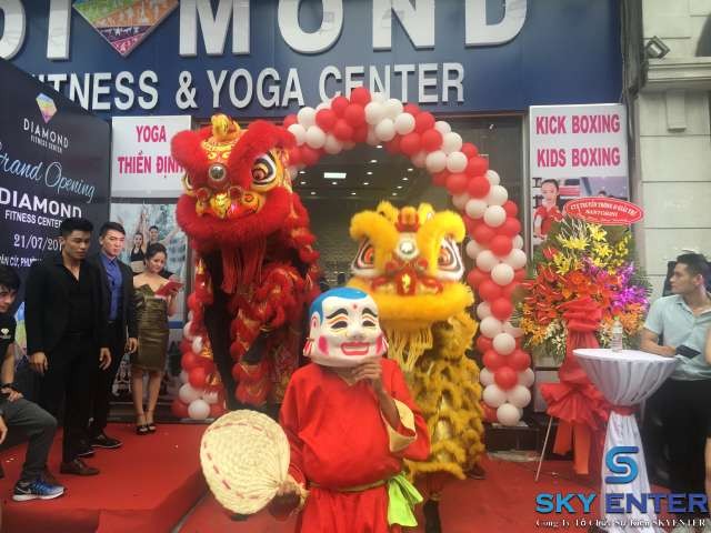 Cho Thuê Lân Sư Rồng Khai Trương Diamond Fitness Center CN3