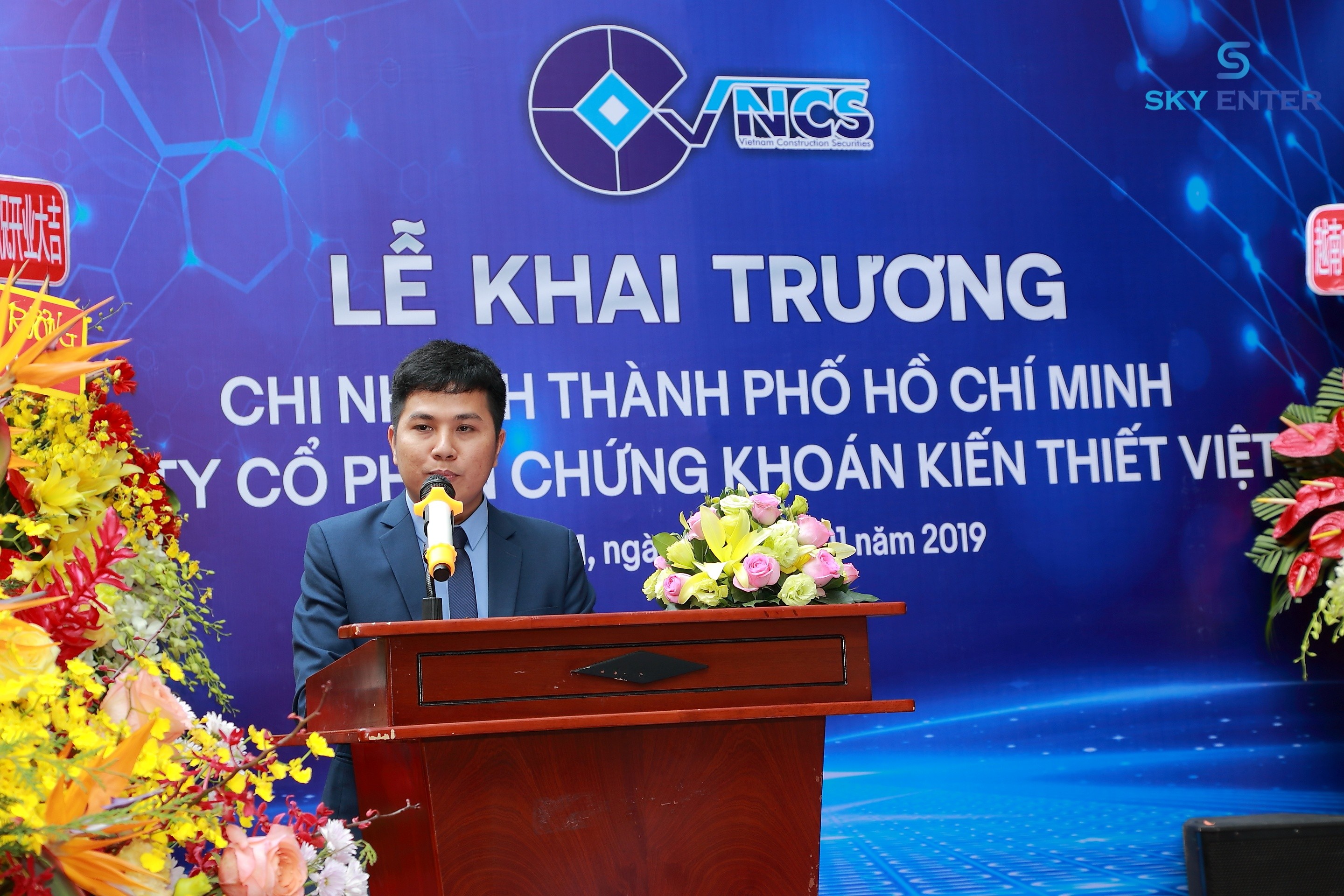 to-chuc-khai-truong-cong-ty-kien-thiet-viet-08