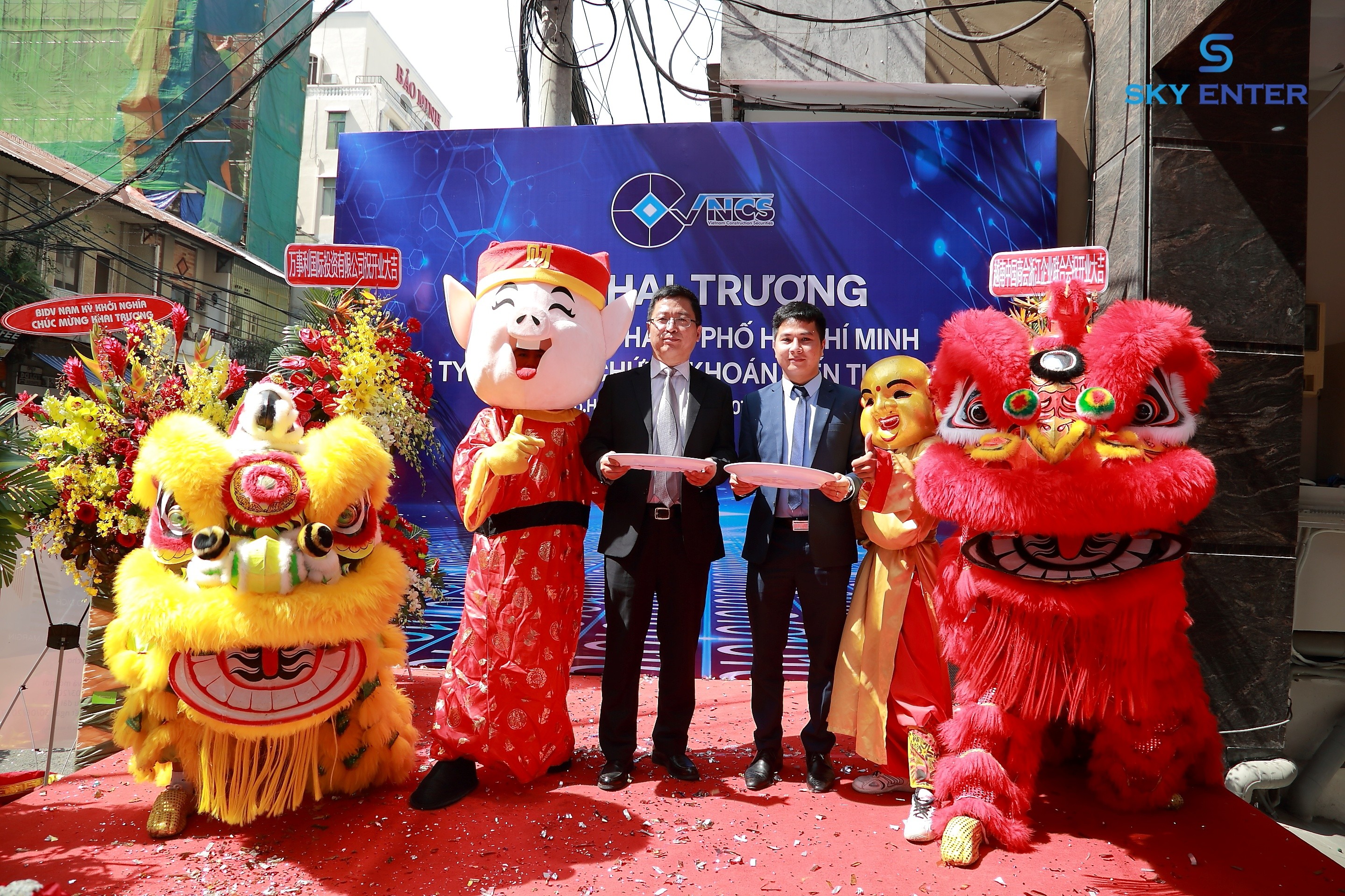 to-chuc-khai-truong-cong-ty-kien-thiet-viet-15