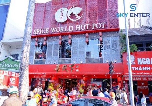 to-chuc-khai-truong-spice-world-hot-pot-02