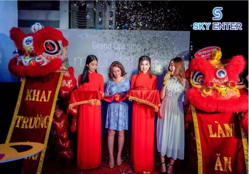 to-chuc-le-khai-truong-cua-hang-my-lullaby