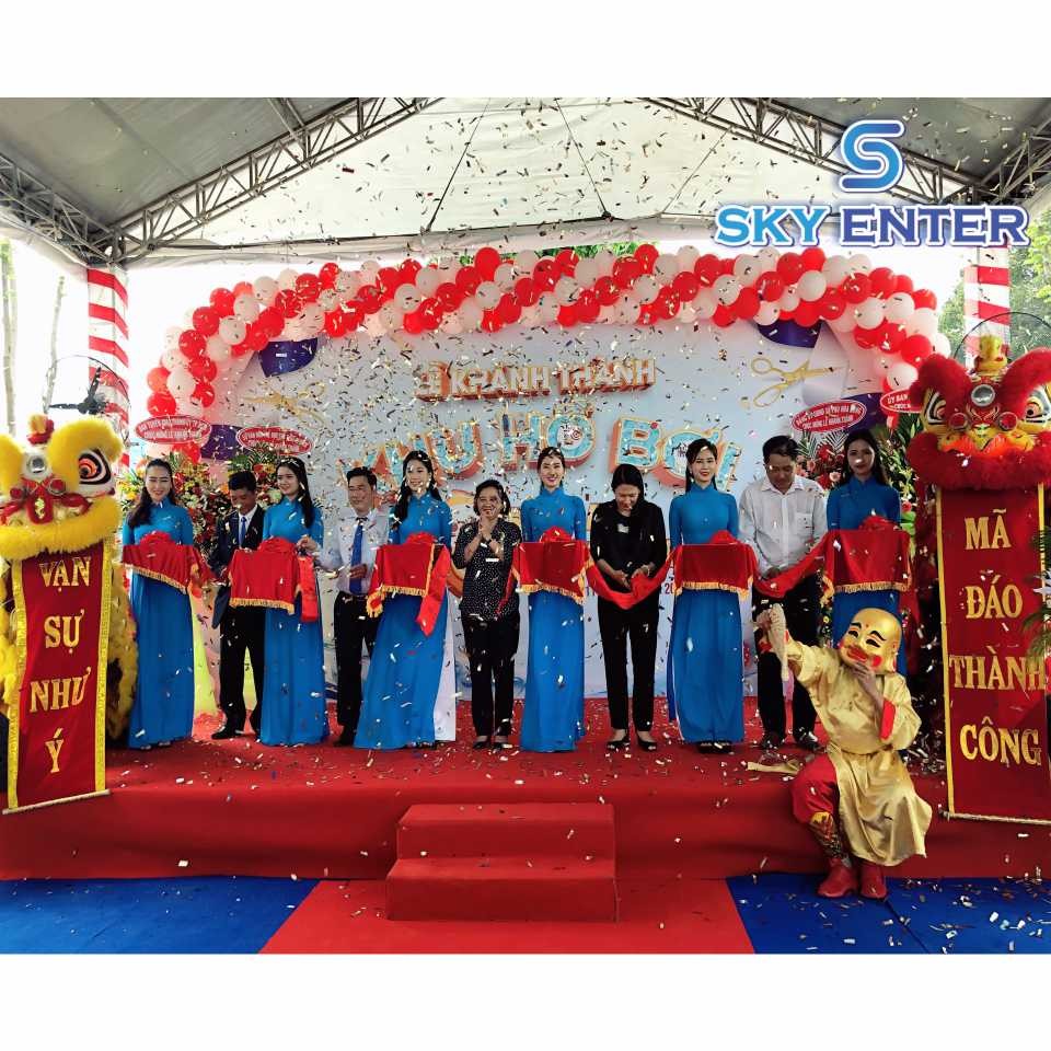 Tổ Chức Lễ Khánh Thành Khu Hồ Bơi Nu Na Nu Nống