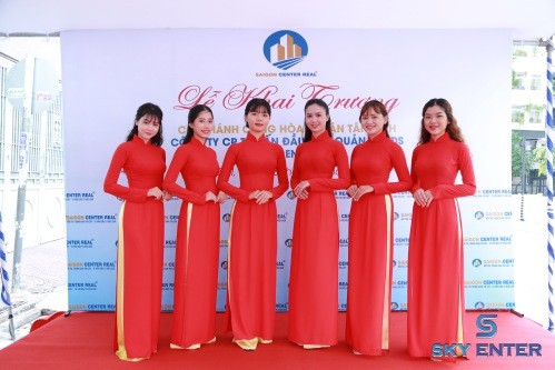 to-chuc-su-kien-khai-truong-bat-dong-san-saigon-center-real