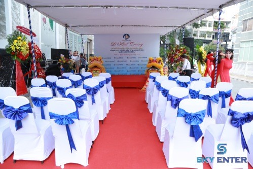 to-chuc-su-kien-khai-truong-bat-dong-san-saigon-center-real