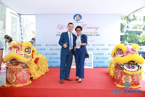 to-chuc-su-kien-khai-truong-bat-dong-san-saigon-center-real