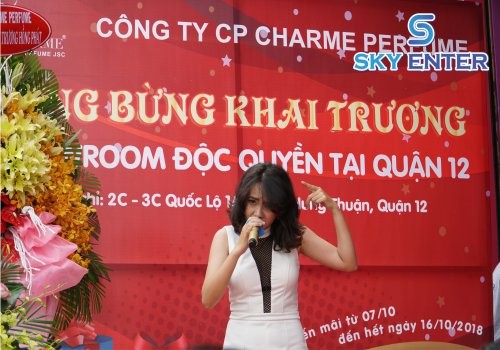 to-chuc-su-kien-khai-truong-charme-perfume-quan-12
