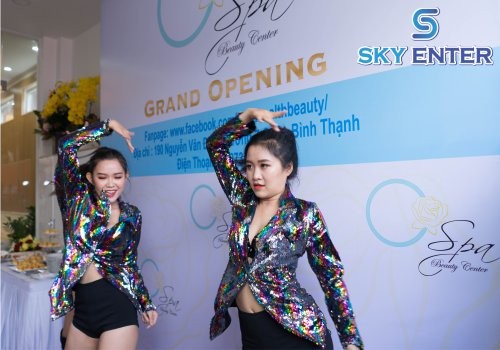 to-chuc-su-kien-khai-truong-o-spa-tai-binh-thanh
