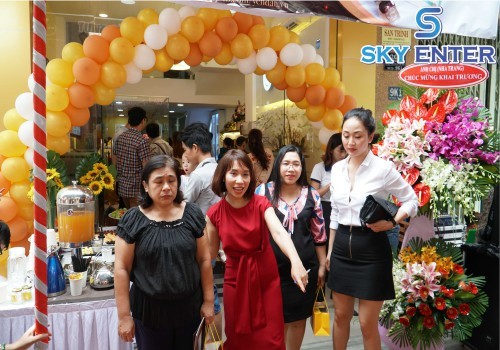 to-chuc-su-kien-khai-truong-yen-sao-yen-dan