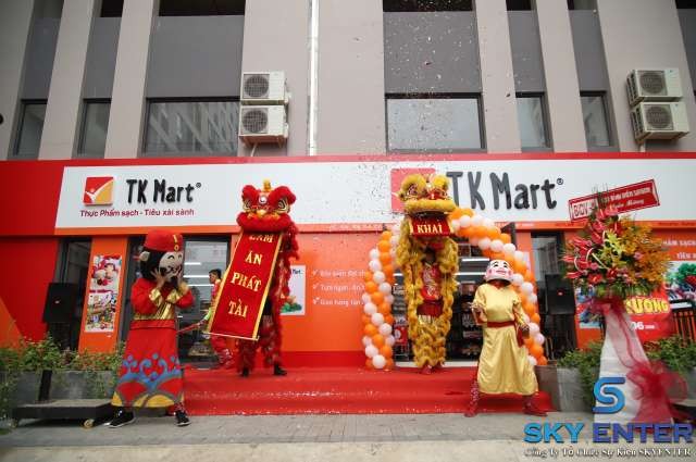 tổ chức sự kiện