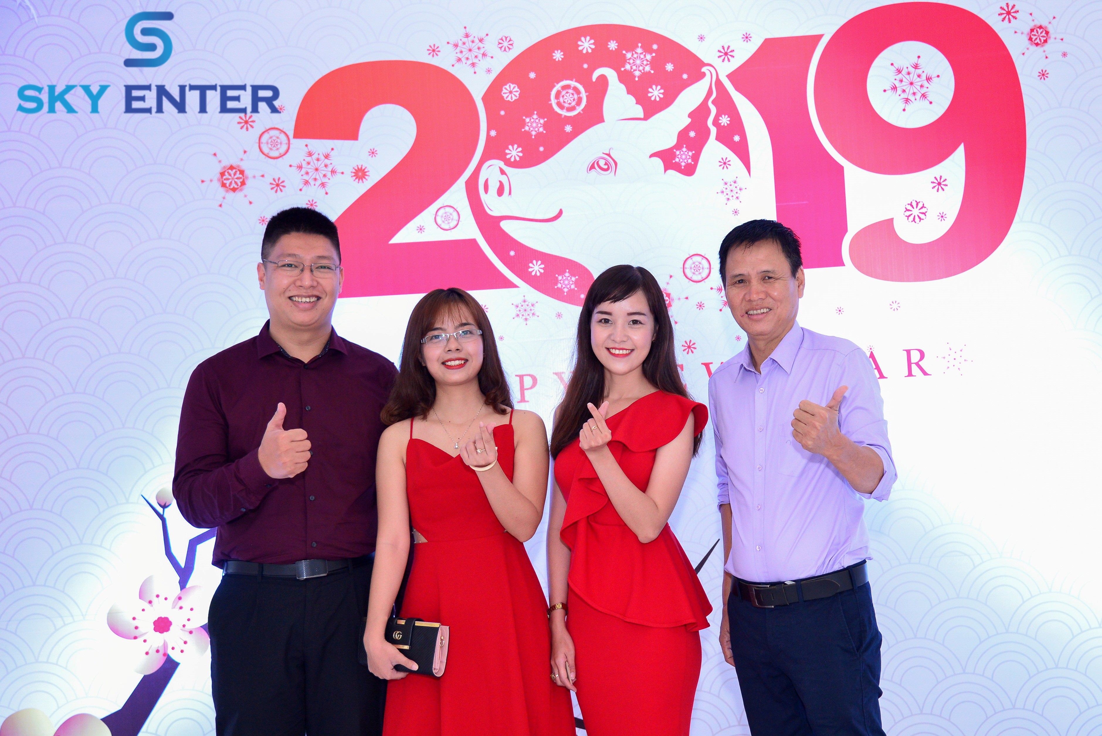 to-chuc-tiec-tat-nien-cong-ty-long-thuan-01