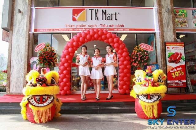Tổ Chức Sự Kiện Khai Trương Chuỗi Cửa H&agrave;ng TK Mart